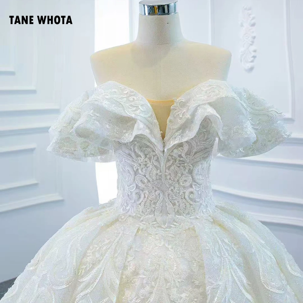 Vestido De Casamento Sweetheart con spalle scoperte Lace Up Back Ruffles Ricamo Abito da ballo Abiti da sposa bianchi personalizzati