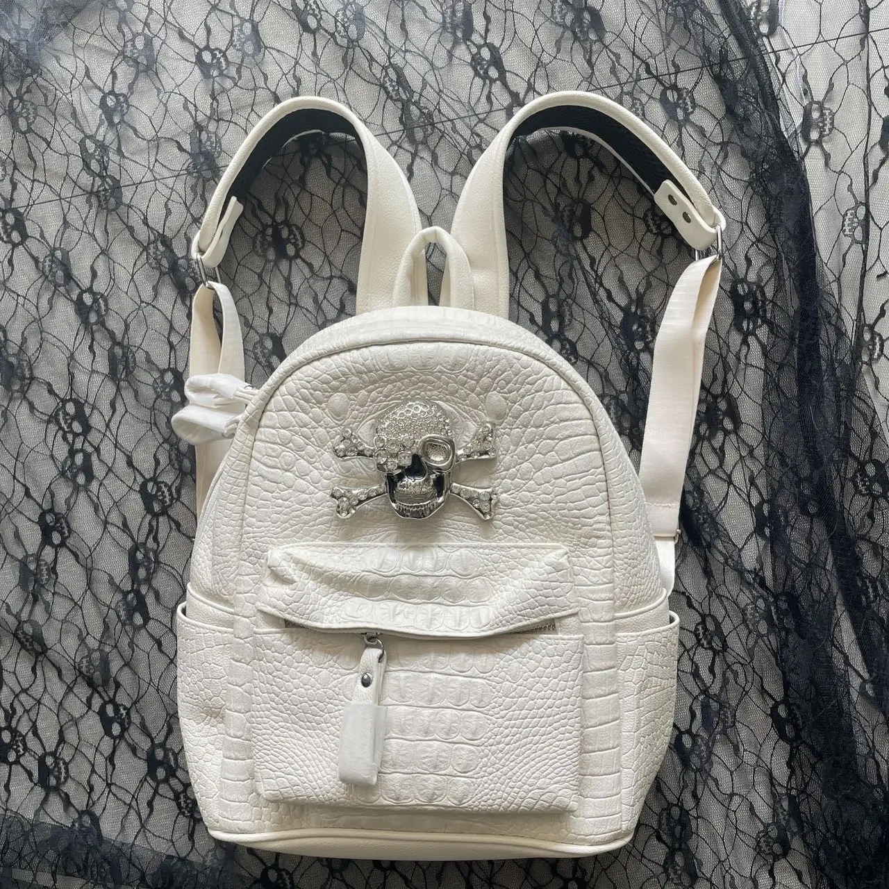 Y2K Alt Aesthetic Bag Grunge Punk School Backpacks Lolita Daily Backpack White Croc Backpack Gothic Cross Charm Backpack