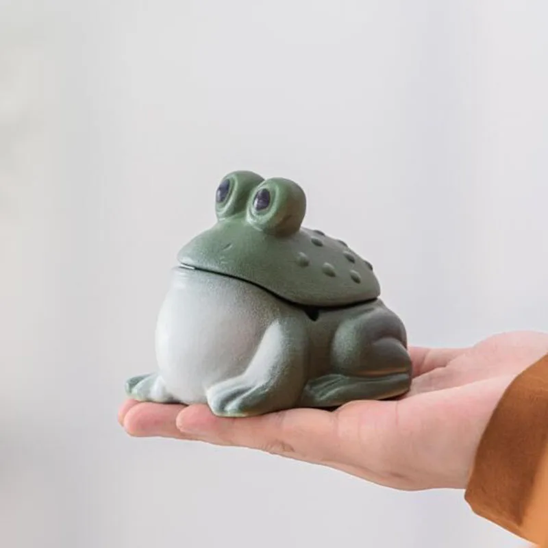 

Креативная керамическая пепельница в виде лягушки с большими глазами, портативная, для дома, гостиной, офиса, автомобиля, декоративное украшение