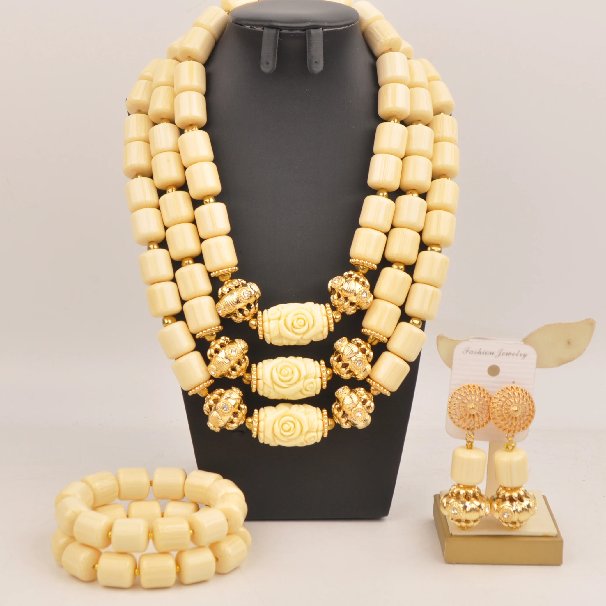 

Fashion African Necklace White Artificial Coral Beads Jewelry Set for Women