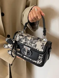 Sac à bandoulière carré populaire pour femme, sac à main fleur, sac fourre-tout noir, sac initié à la mode, marque de créateur de luxe, nouveau, 2023