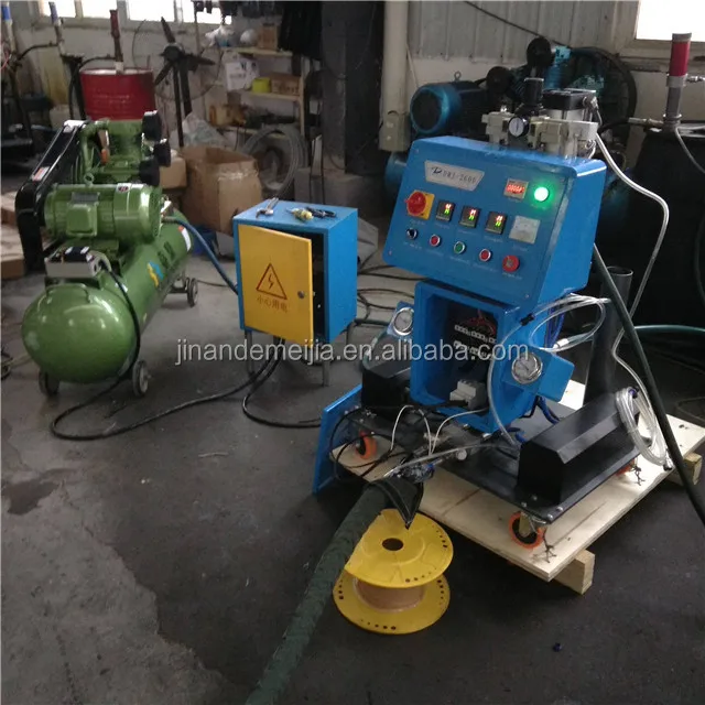 Two Components Blend Polyols A1 Model Closed Cell Polyurethane Foam Machine Thermal Spray Equipment in Sale