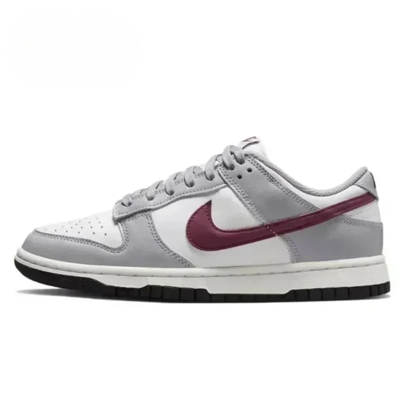 Nike Dunk SB Low Retro Hommes Femmes Chaussures De Men and Women Skateboarding Shoes, Breathable, Versatile DR9654-100