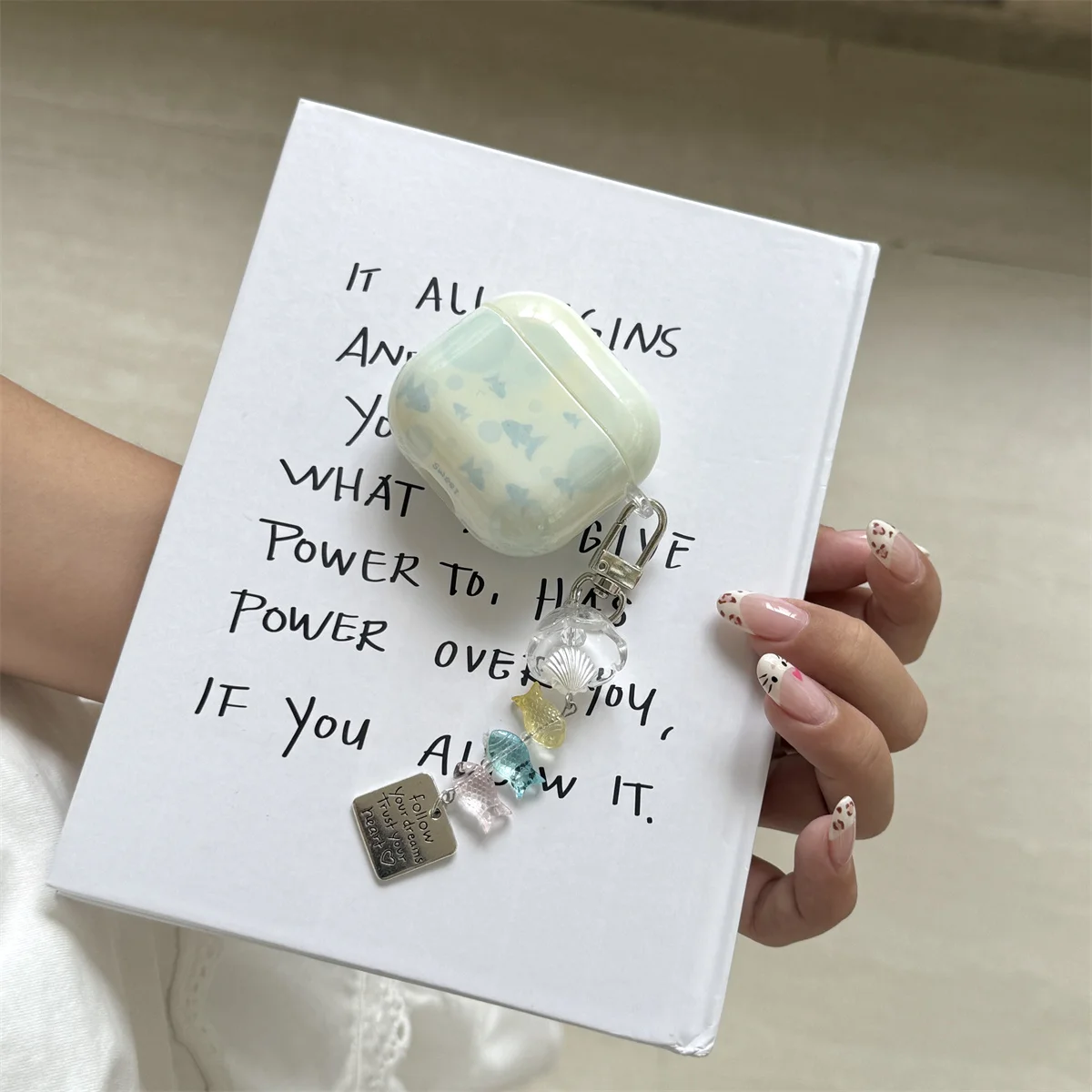 

New Ins Cute Cartoon Pink stripes Earphone Case For airpods 1 2 3 4 pro 2nd Generation case Keychain funda Wireless Cover