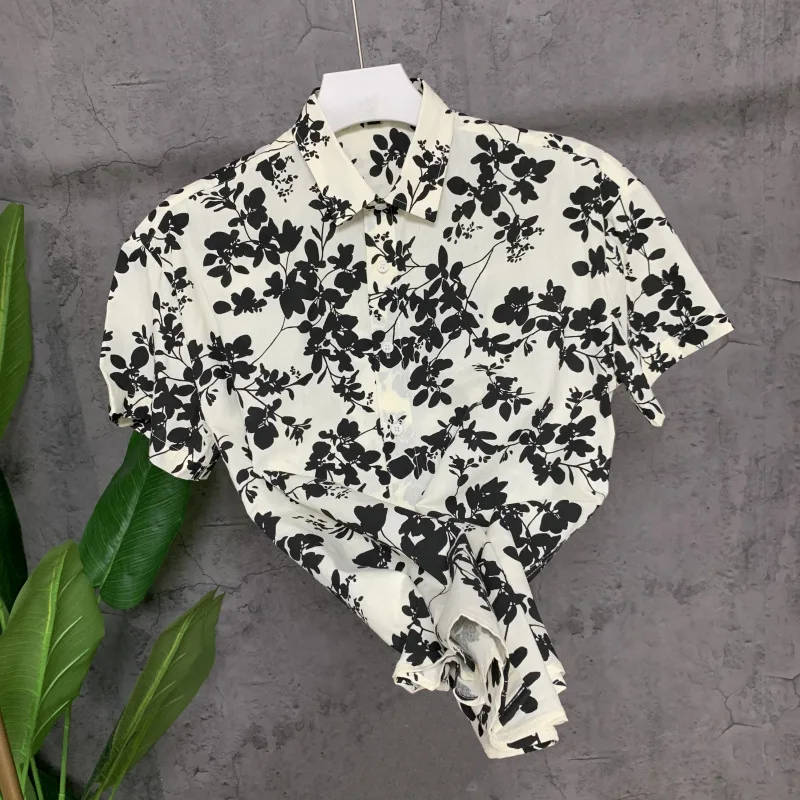 Wysokiej klasy nowa letnia koszula męska z krótkim rękawem w dużych kwiaty, stylowa koszula codzienna z krótkim rękawem, modny top marki.