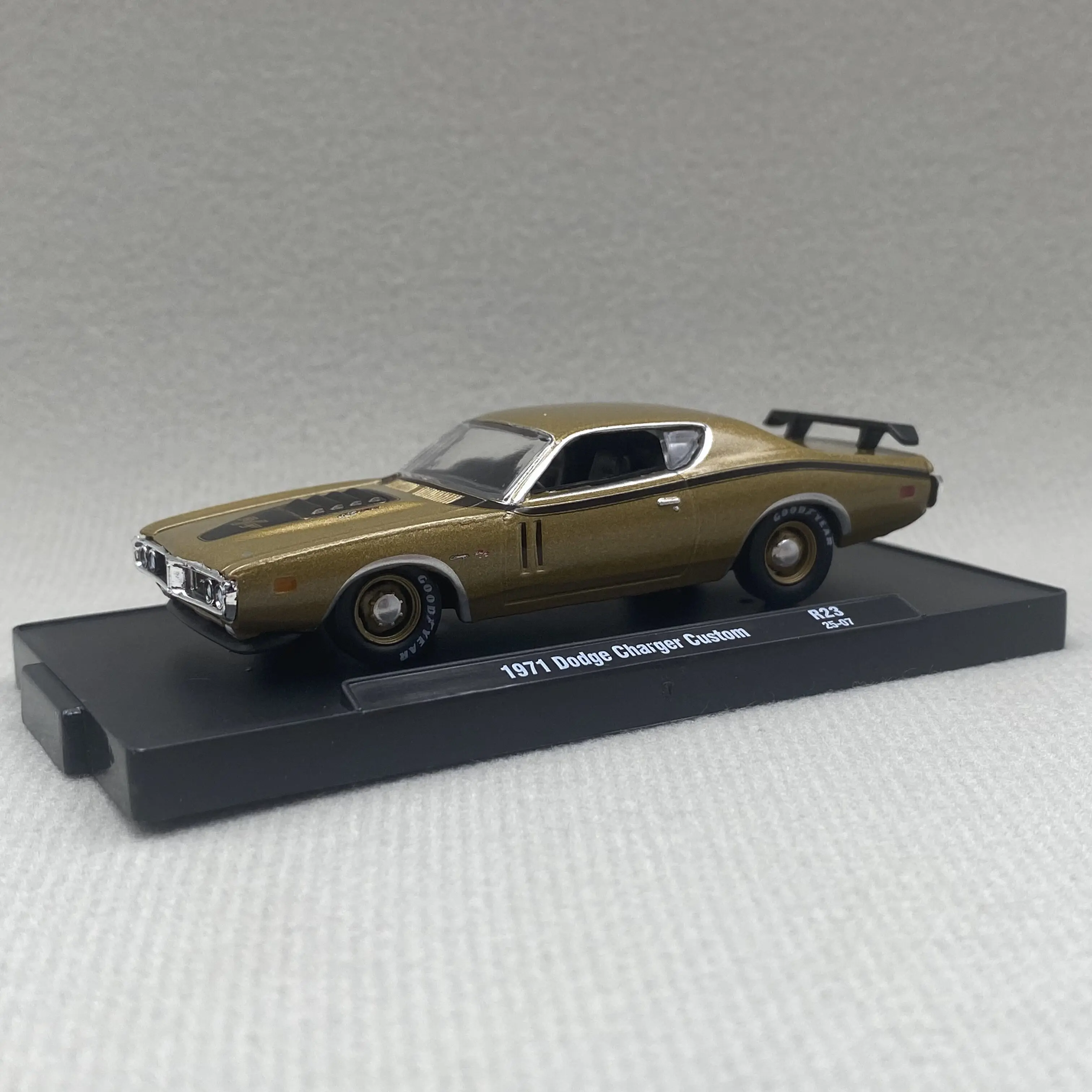 M2 Machines 1:64 1971 Dodge Ch – Model Kit Dodge Charger recenzja i cena
