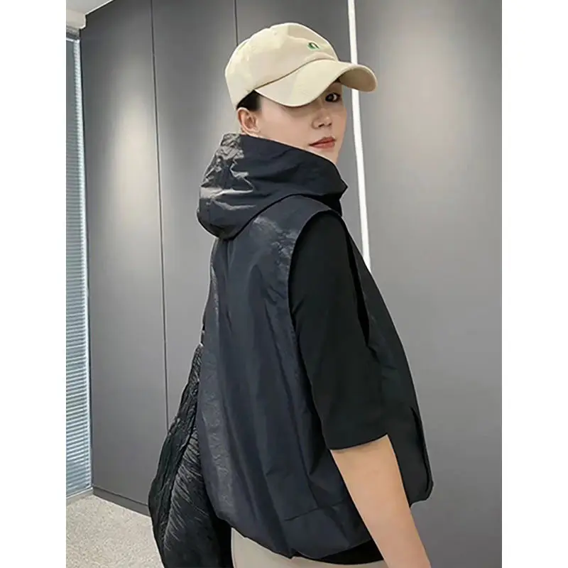 Casual Hooded Black Vests Women Stylish Loose Sleeveless Zipper Waistcoats Female Korean Fashion Drawstring Pockets Thin Coat