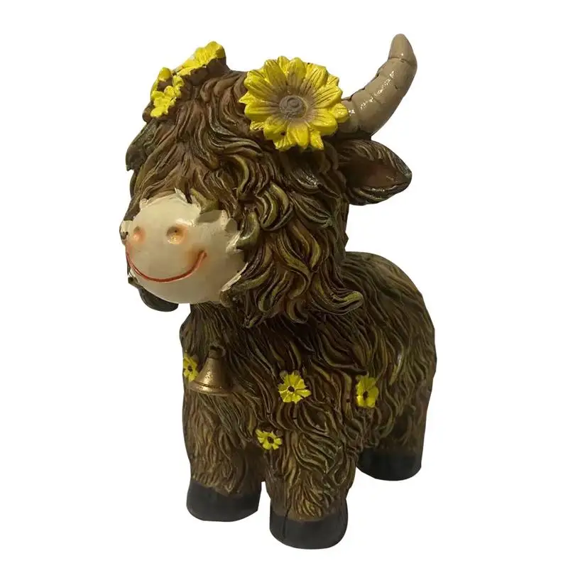 Highland Cow Figurine Resin Figurine With Flower Calf Gnome Herd Decoration Art Sculpture For Table Patio Balcony Yard