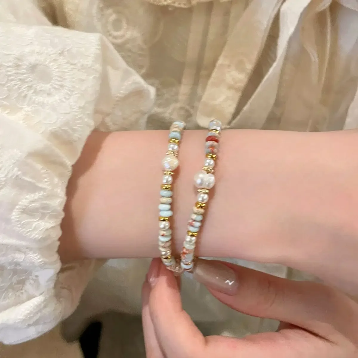 

Natural Shoushan Stone Freshwater Pearl Magnetic Bracelet Women's Light Luxury Niche Exquisite Hand string High-end Handicrafts