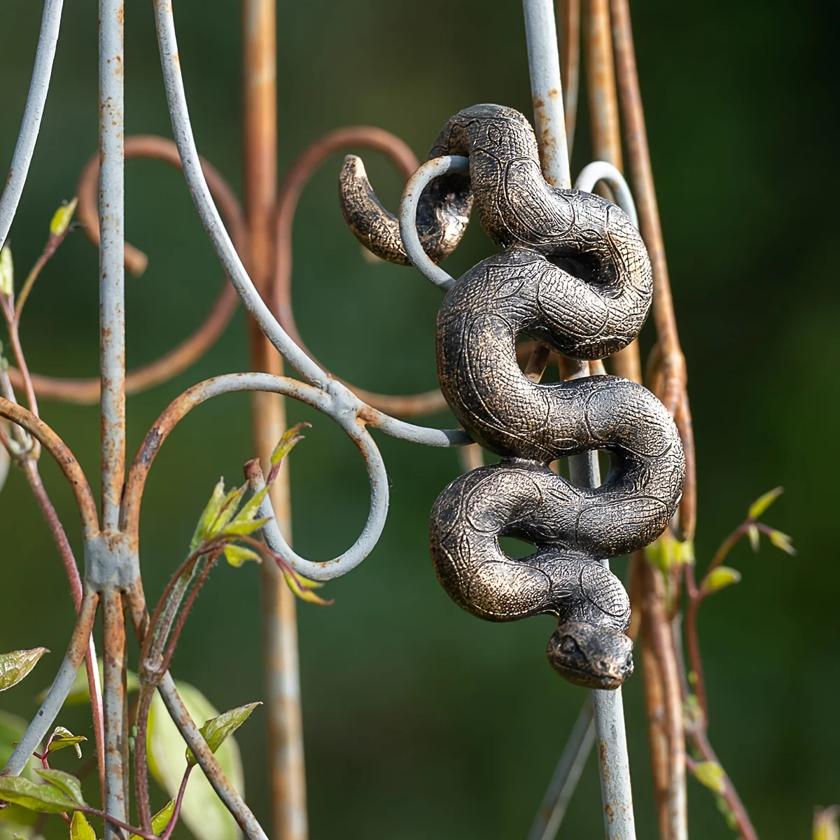 1 Stück Kopfüber-Schlange, Harz-Skulptur Gartendekoration, Outdoor-Harz-Statue, geeignet für den Garten - Keine Batterien erforderlich, ein Sammlerstück für Reptilienliebhaber – Detail 7