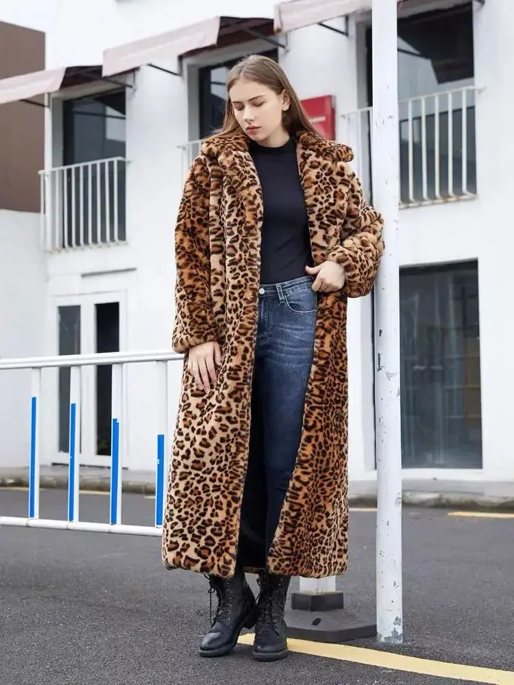 Faux Fur Coat Women 2024 Winter New Luxury Fashionable Sexy Leopard Print Warm Lengthen Women\'s  Jacket Lapel long sleeves coat