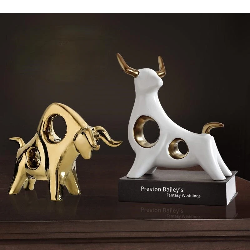 Gold-plated Hollow Cow Sculpture Crafts Desktop Ornaments Ceramic Animal Birthday Gift Home Decoration Furnishings
