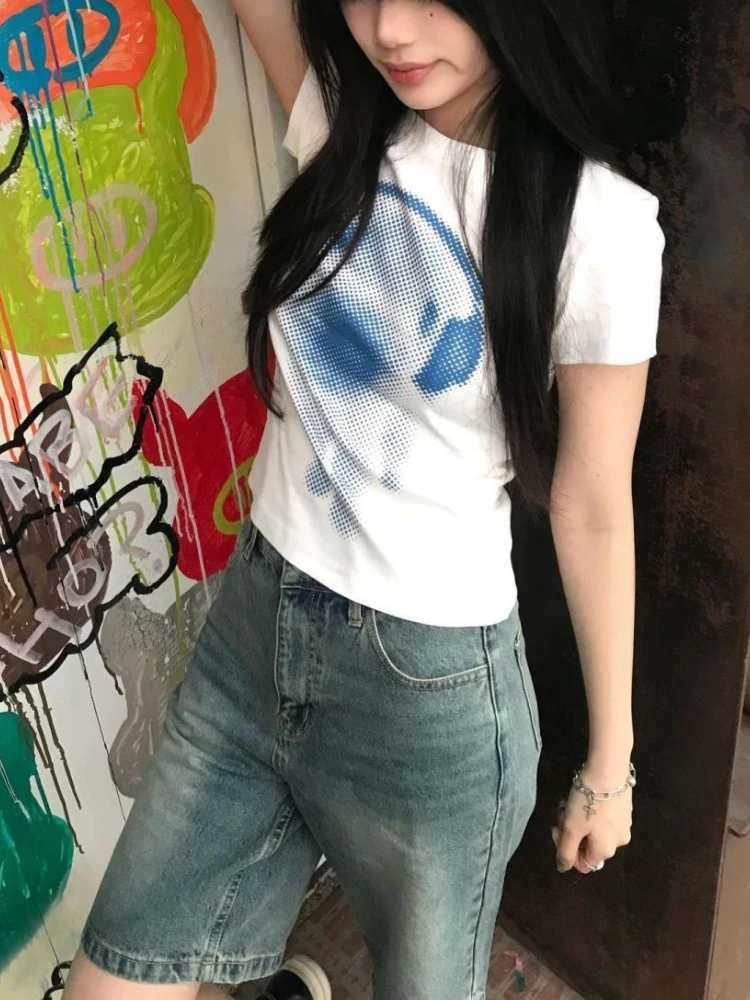 

HOUZHOU American Retro Graphic T-shirts Women White Y2k Short Sleeve T-shirt Harajuku 2000s Gothic Slim Up Crop Tops Streetwear
