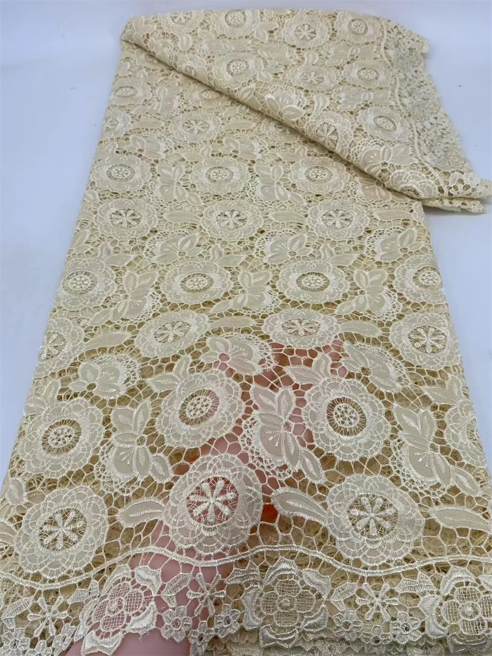 African Lace Fabric 5 Yards High Quality 2025 Chiffon Lace Fabric Fashion Nigerian Lace Fabric Embroidery Wedding Dress A1250-1