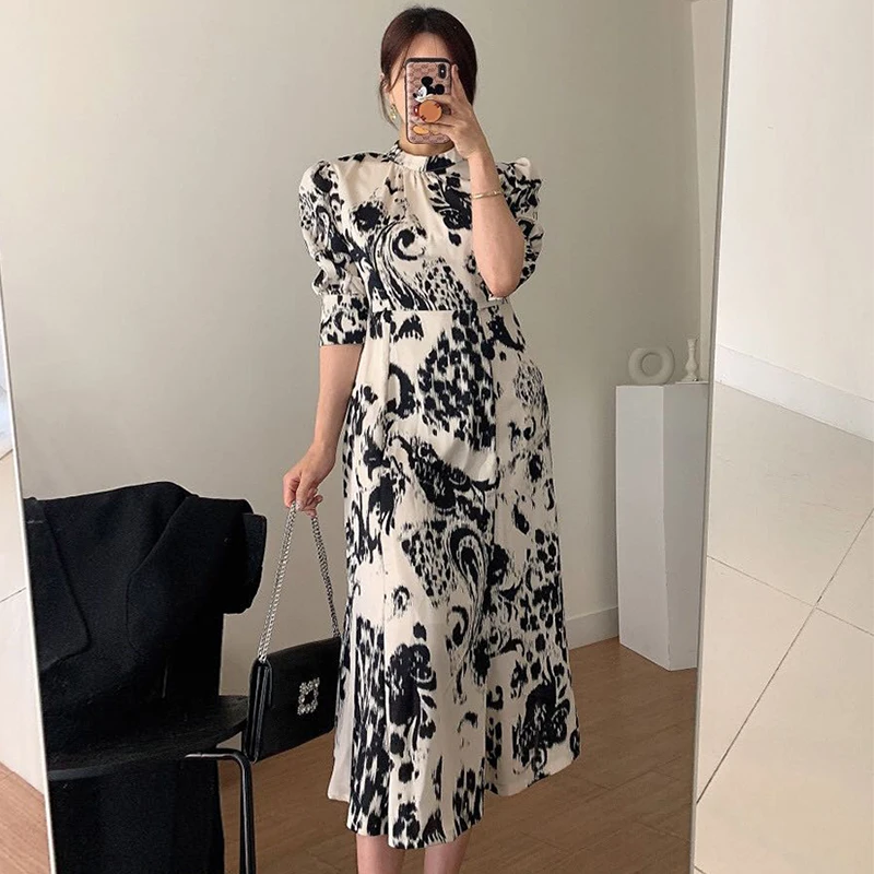 Vintage Elegant Stand Collar Dresses Slim Waist Half Puff Sleeve Vestidos 2024 Summer Niche Long Abstract Printed Dress Female