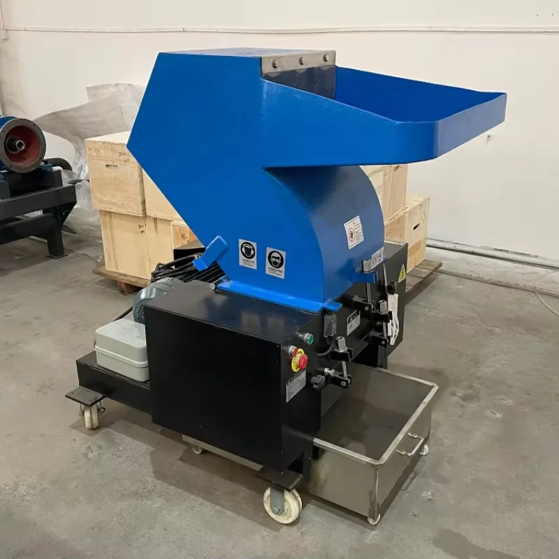 حار بيع سعة كبيرة النفايات الإسفنج سحق هاين / ورقة كرتون البلاستيك ABS مربع التقطيع هاين