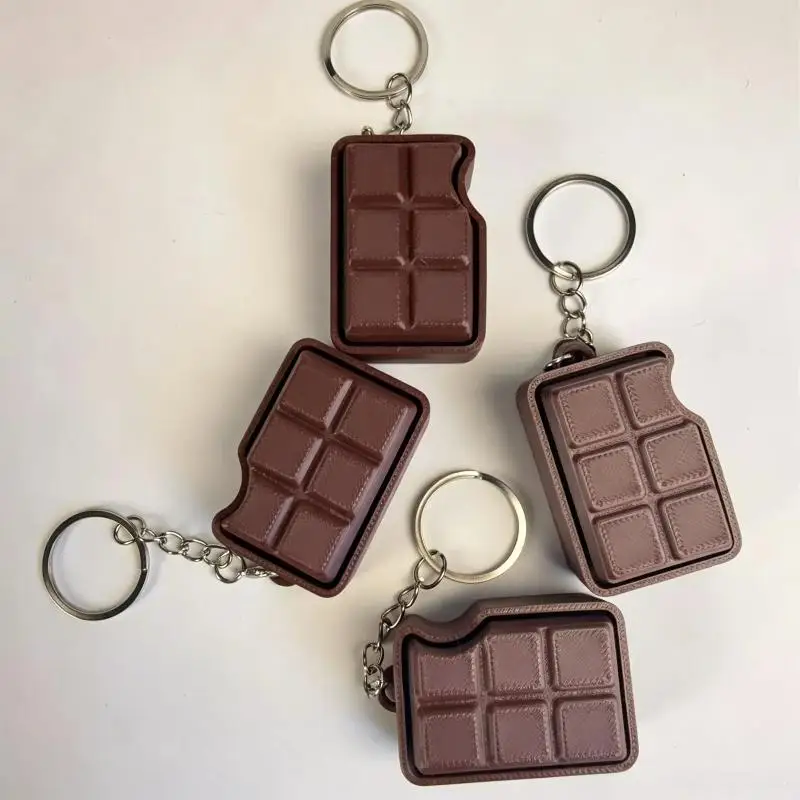 Schokoladenförmiger Fidget-Schlüsselanhänger zur Stresslinderung, niedliches, farbenfrohes Design für den täglichen Gebrauch, Geburtstagsgeschenke, Büro, Entspannung – Detail 8