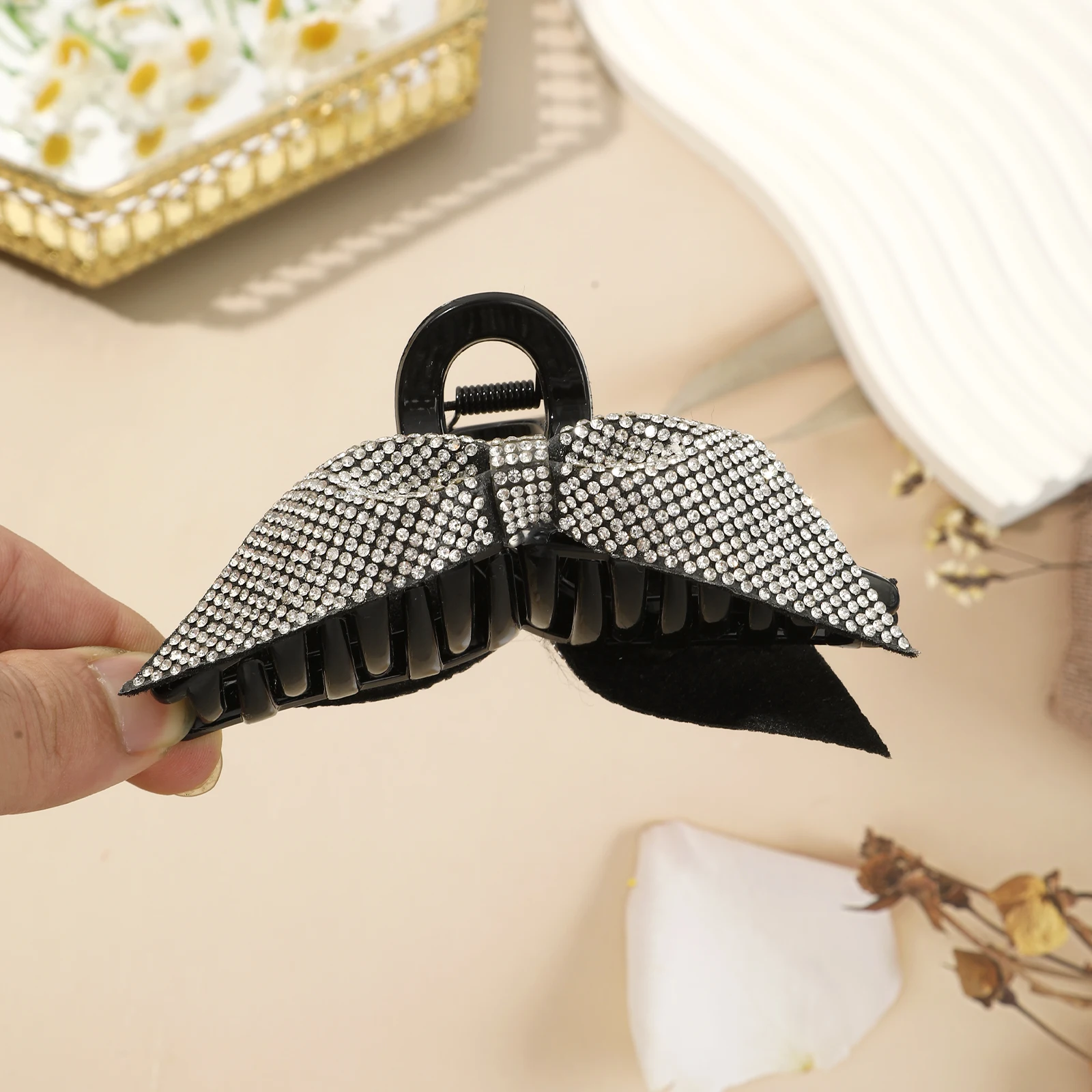 AWAYTR جديد القوس مشبك شعر بسيط أنيق رومانسي كامل الماس القوس مشبك شعر عالية ذيل حصان القرش كليب النساء إكسسوارات الشعر #3