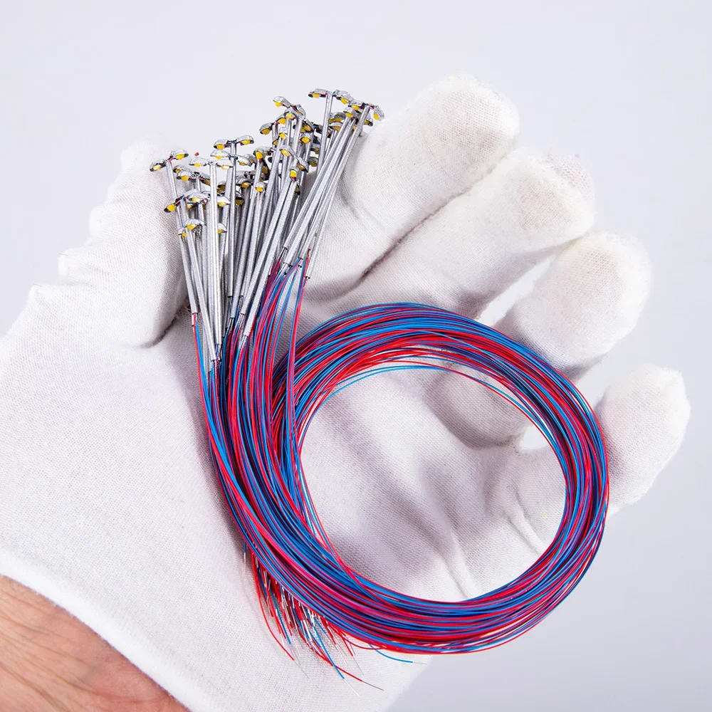 Lampe LED Miniature en métal, 3 pièces, 3V 1/500, Double lumière, aménagement de construction d'architecture, matériaux de fabrication de modèles pour Diorama, bricolage