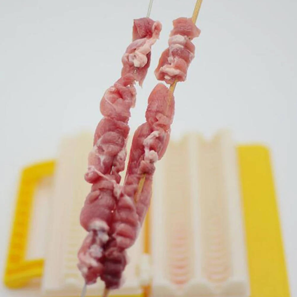 

Hand-Held Bbq Skewer Maker Quick Wear Meat Tool Double-Row Barbecue Accessory for Picnic Grilling Meat Skewer Maker