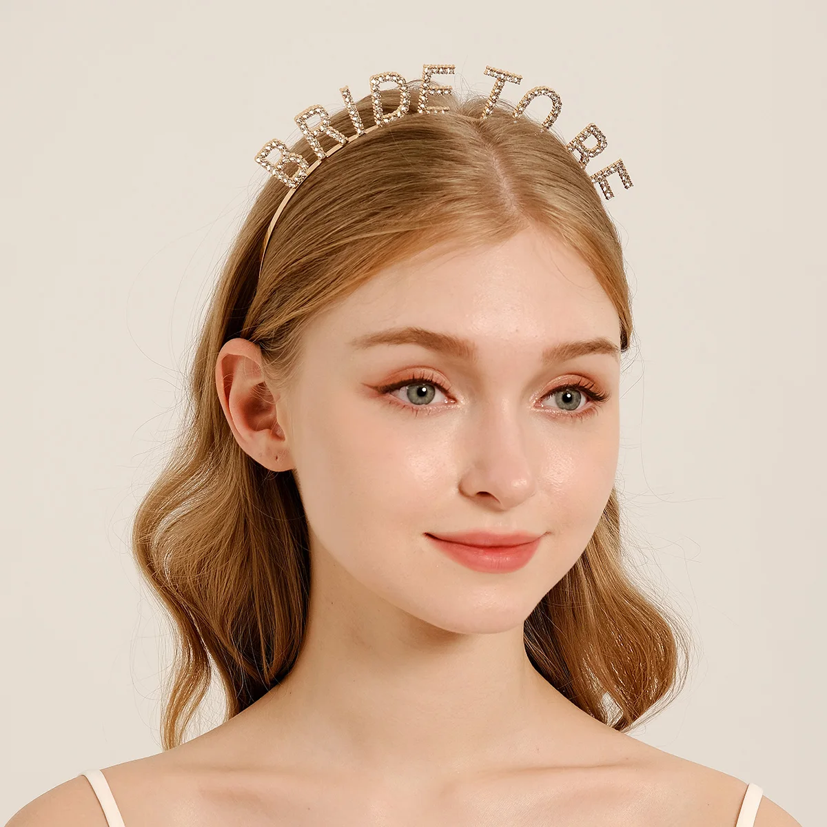 Klassische Alphabet-Haarbänder, funkelnde Strass-Tiara, Geburtstagsfeier, festliche Bankett-Kopfbedeckungen, Schmuck, Accessoires, Geschenke – Detail 2