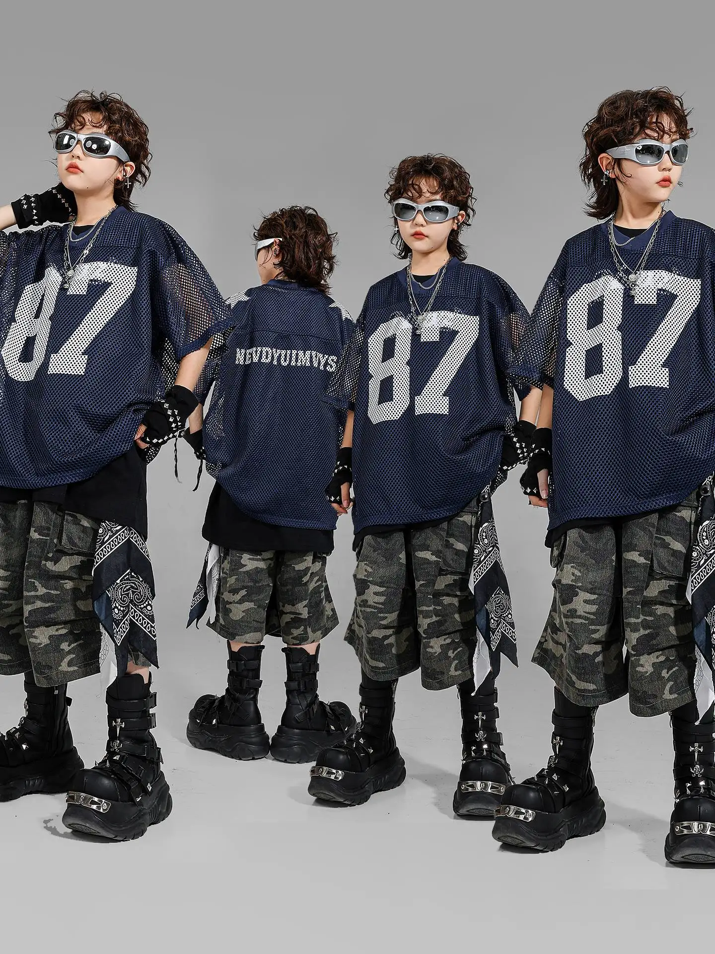 

Kids Trendy Clothes Hip-hop Clothes Boys Street Dance Jazz Dance Costumes Net Top Camouflage Shorts Suit Stage Wear DQL11176