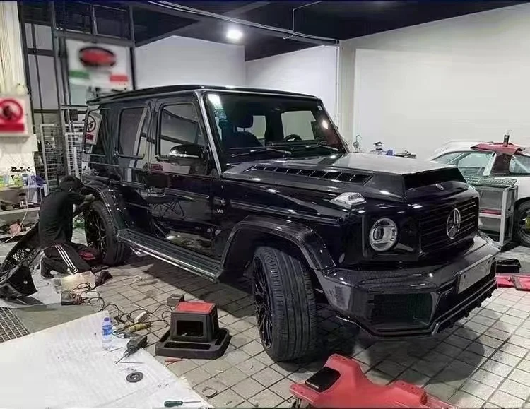 

suitable for BB G900 Style Dry Carbon Fiber Hood Mercedes Benz G-Class W463 G500 G63 Engine Bonnet