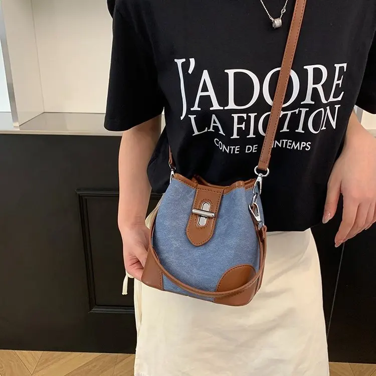 

Новая модная женская сумка-мессенджер 2026 года в европейском и американском стиле, нишевая персонализированная сумка-ведро