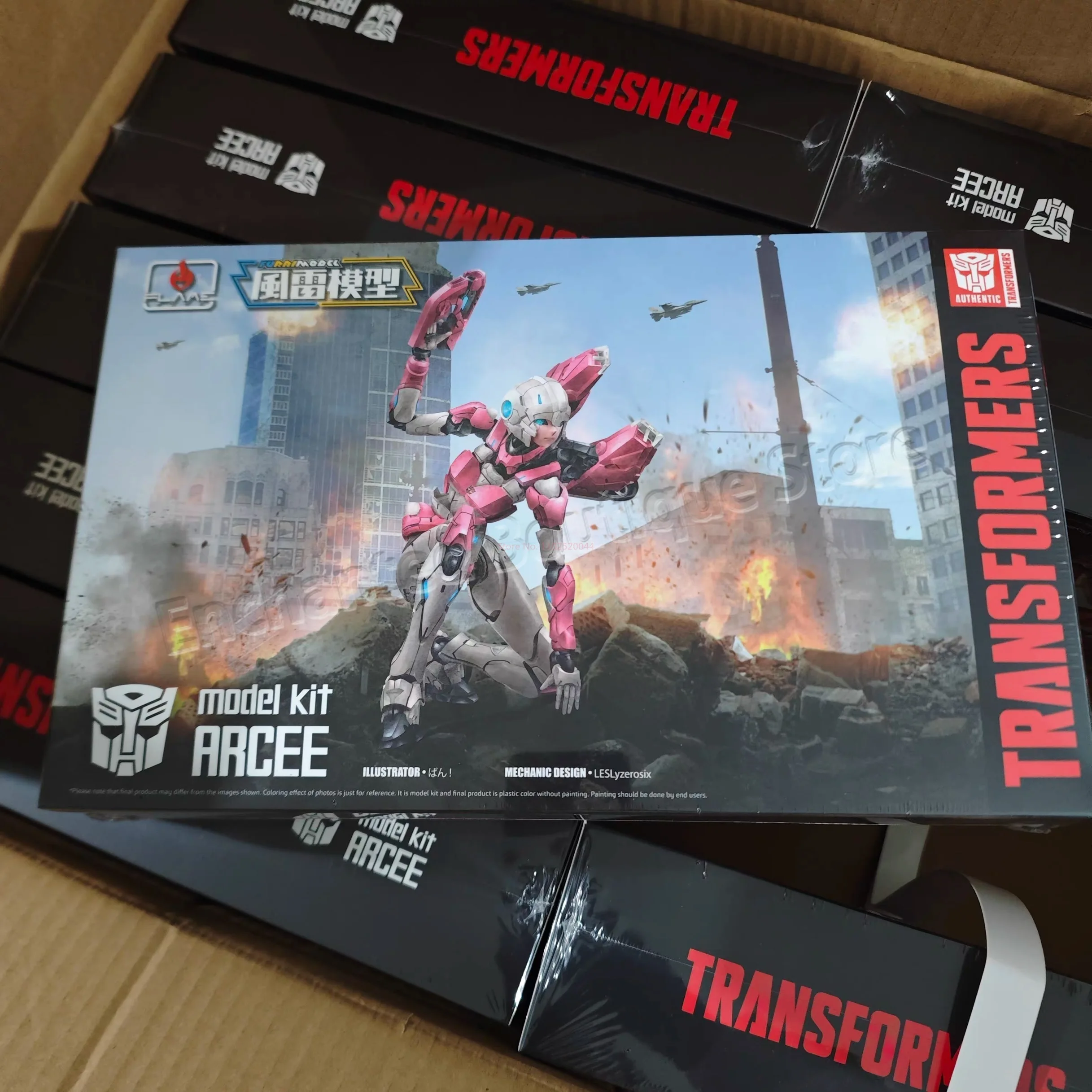

В наличии, 100% оригинал: Hot Rod Windblade Arcee — аутентичная модель, фигурка-меха, игрушка-персонаж, подарок