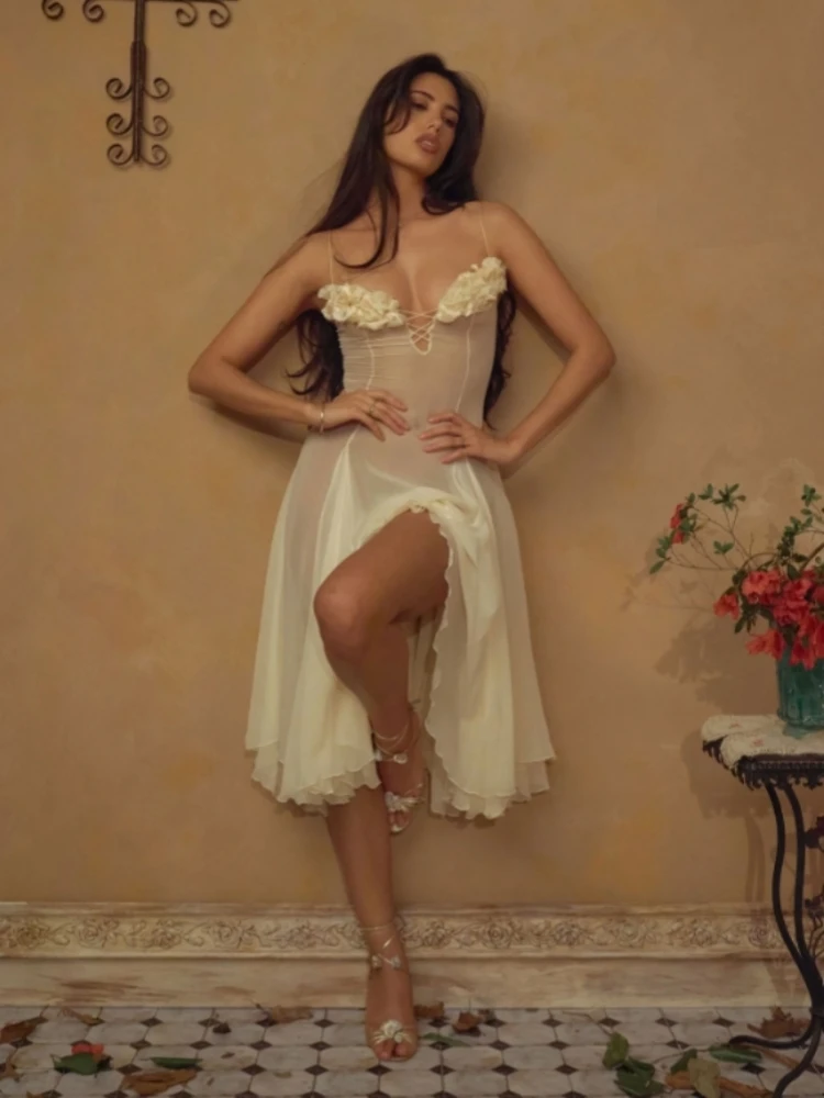 セクシーなスパゲッティストラップフラワーレースアップミディドレス女性ノースリーブ背中の開いたパッチワーク A ラインボトムドレスイブニングパーティークラブ