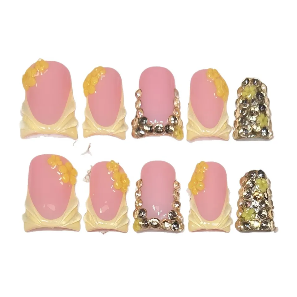 10 piezas de uñas postizas de alta gama, serie Dopamine, con flores amarillas pintadas a mano y diamantes dorados 3