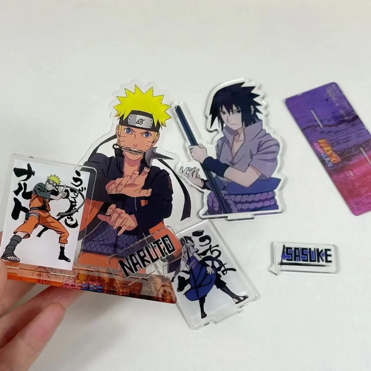 Japońskie Anime Akrylowe Stojaki Minato Sasuke Kakashi Anime Peryferia Ozdoby na Biurko Rekwizyty Prezent na Święta Bożego Narodzenia dla Przyjaciół