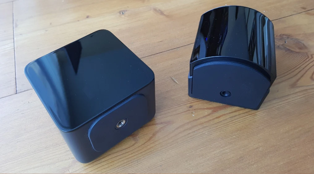 Original HTC VIVE Base Station 1.0 VIVE Base Station 2.0 VIVE Pro