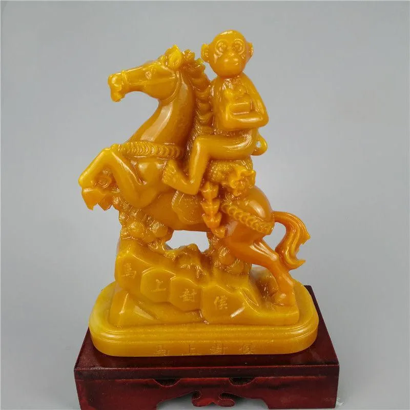 China Shoushan Stone Hand Carved Horse and Monkey Feng Shui Statue Ornamental Stone Porch Decoration Mascot