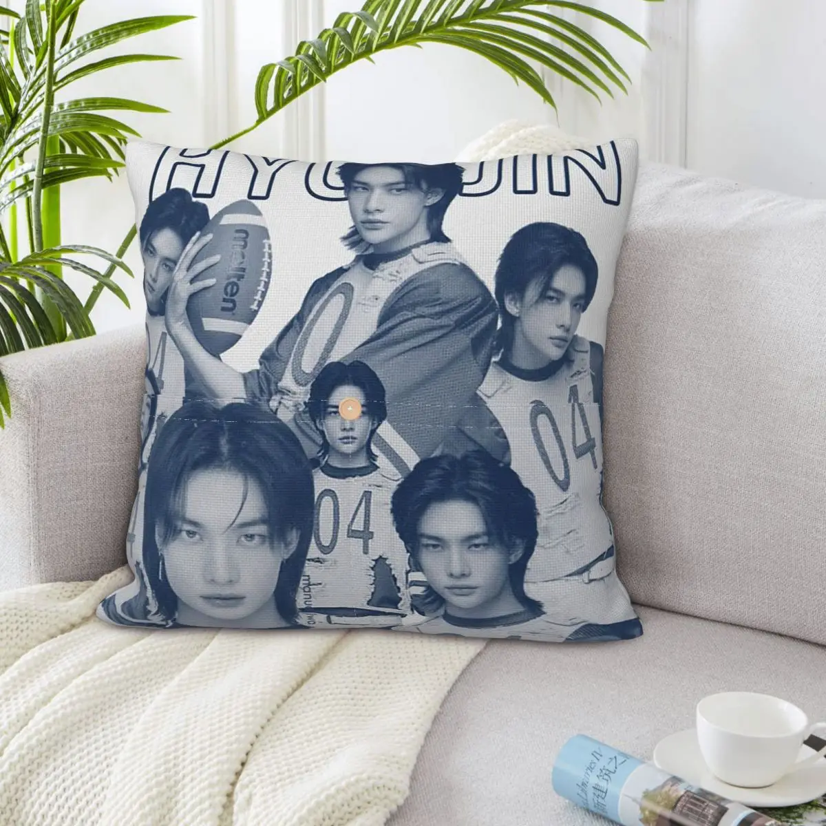 HyunJin Korean Kpop Singer Square Linen Pillowcase Cushion Cover Polyester Decorative Bedroom Home Comfort Throw Pillow