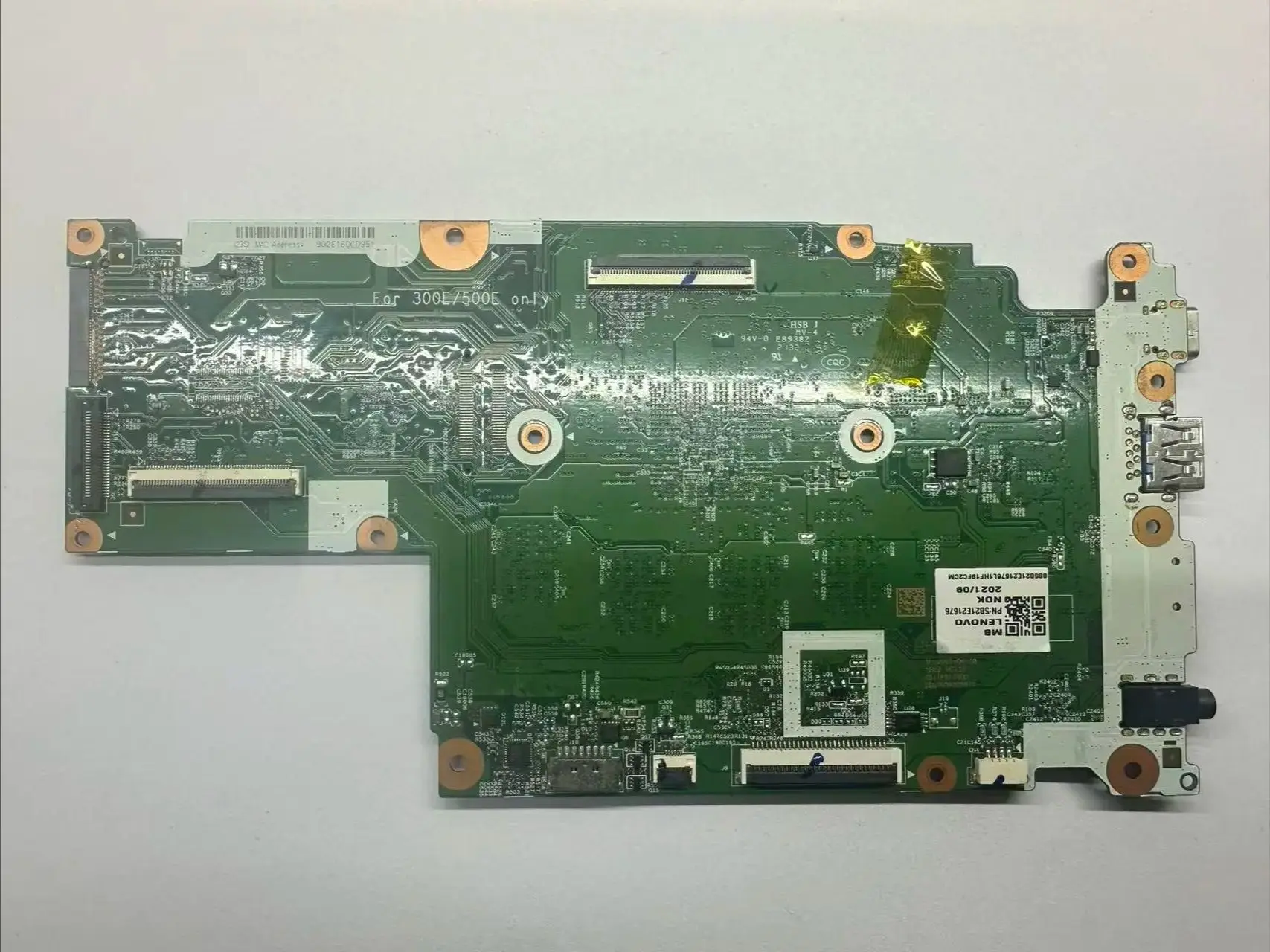 

5B21E21676 For 300e 2nd Gen 4GB 32GB N4020