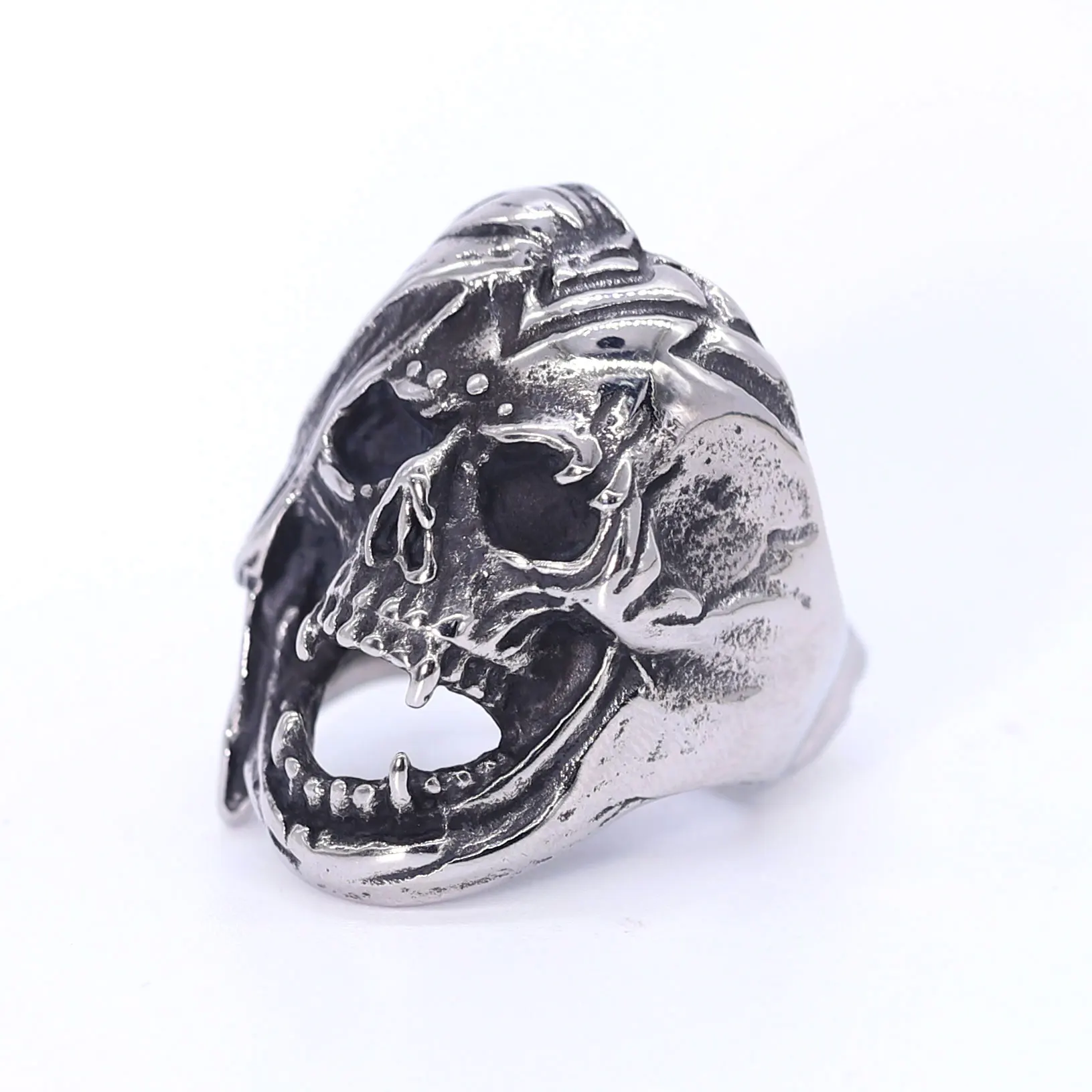 

American popular ring silver stainless steel bangs skull men's ring