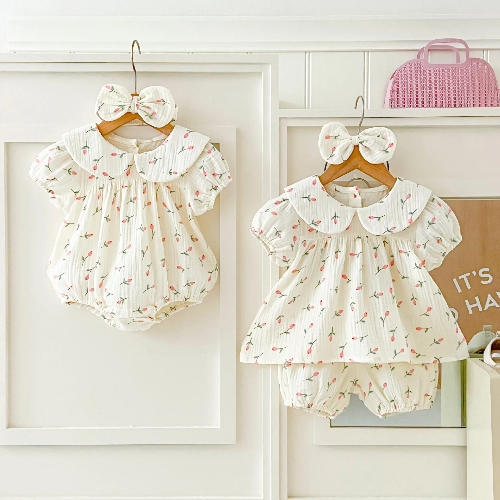 

Ins Girls' Baby Tulip Printed Flip Collar Short Sleeves Ha Yi Baby's Baby Short Sleeves Top Shorts Set
