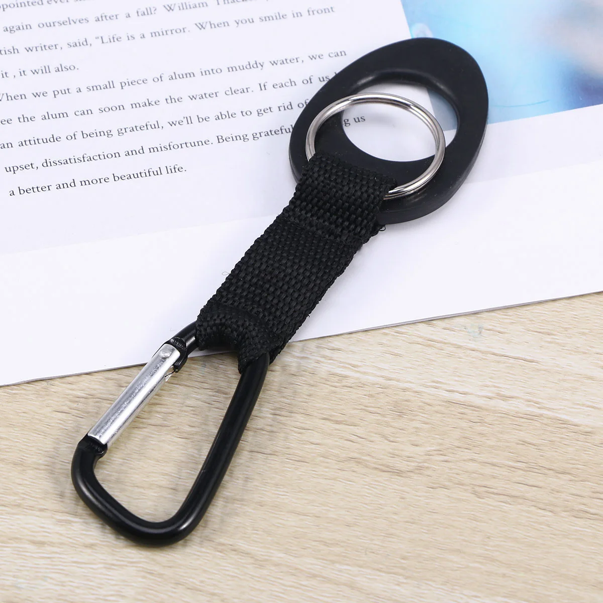 

2pcs Backpack Clip Water Bottle Outdoor Portable Mount For Hiking Motorcycle Bottle Holder Belt Water Holder Clip