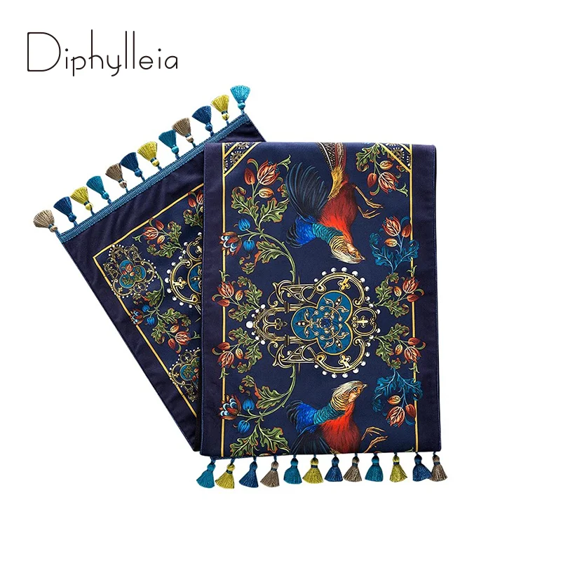 Diphylleia Top Luxury Retro Golden Chicken Velour Garden Table Runner With Tassels Decorative Bed Scarf Tea Towel Multiple Sizes