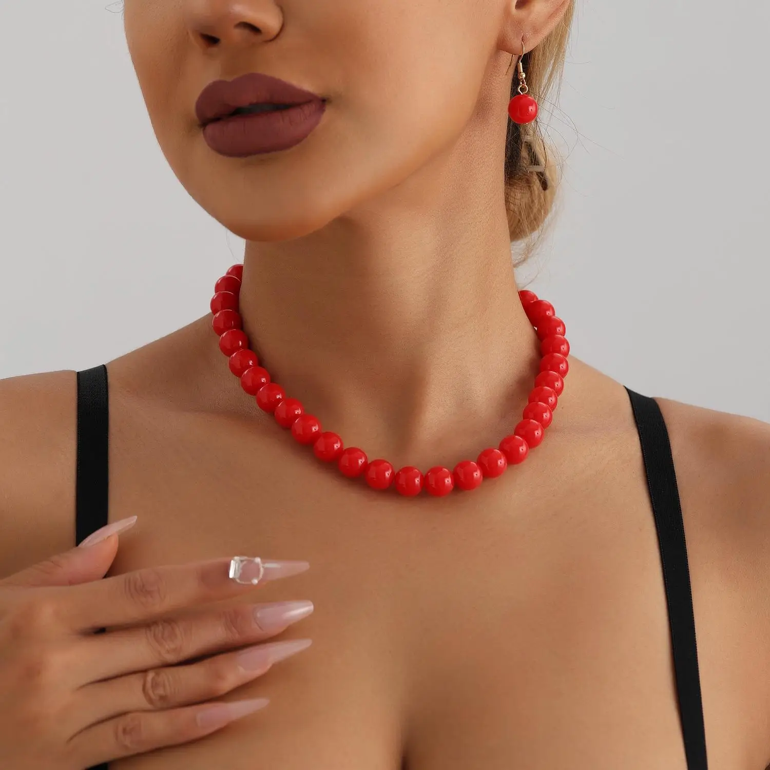 

Exaggerated Red Acrylic Beaded Nelace Women's Faion Geometric round Bead Bracelet Clavicle Chain Cross-Border Jewelry