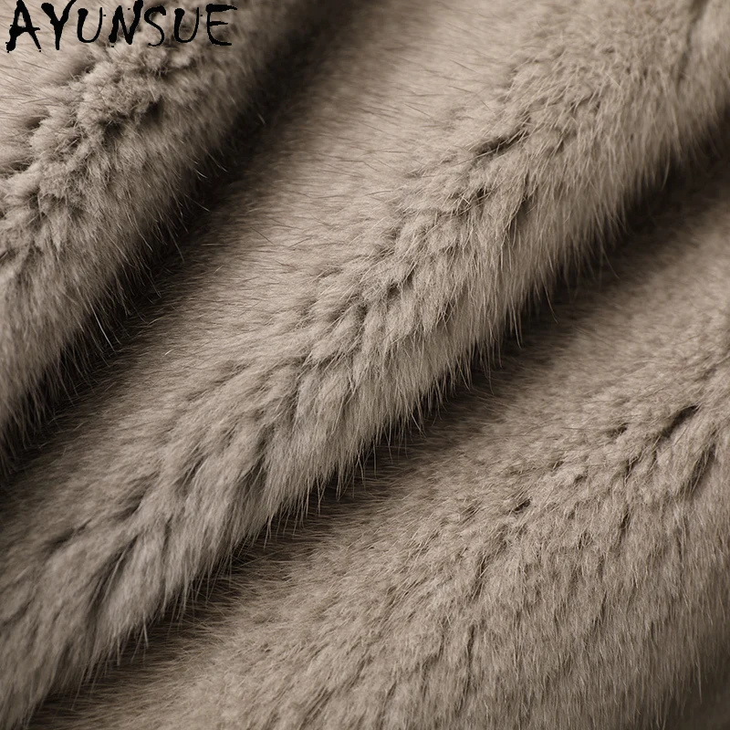 معاطف شتوية من AYUNSUE للنساء معاطف من الفرو الطبيعي وصلت حديثًا ملابس خارجية قصيرة بقلنسوة على الطراز الكوري للمرأة Fourrure #5