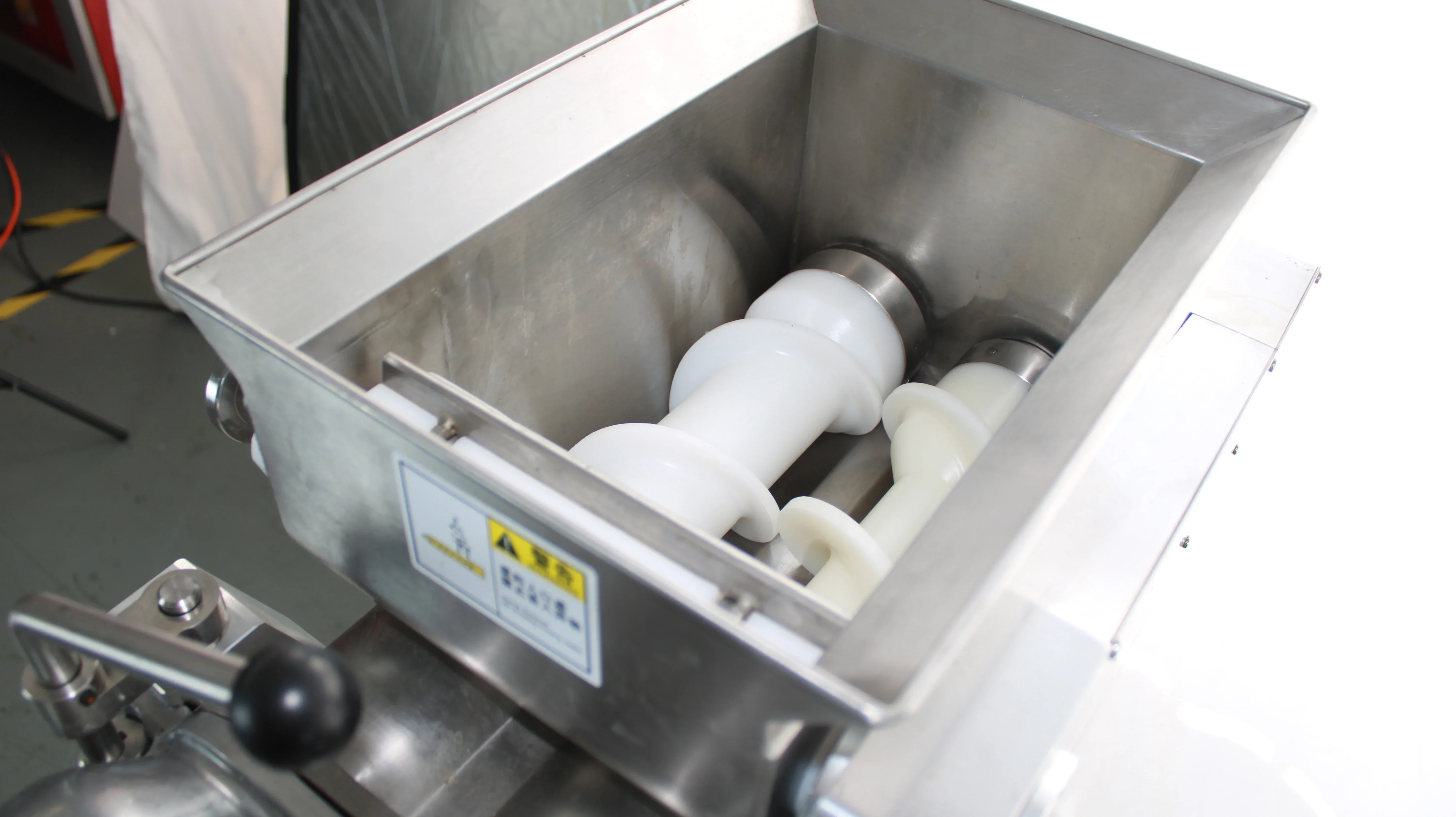 exquisite craftsmanship 220V factory direct sales automatic machine stuffing machine