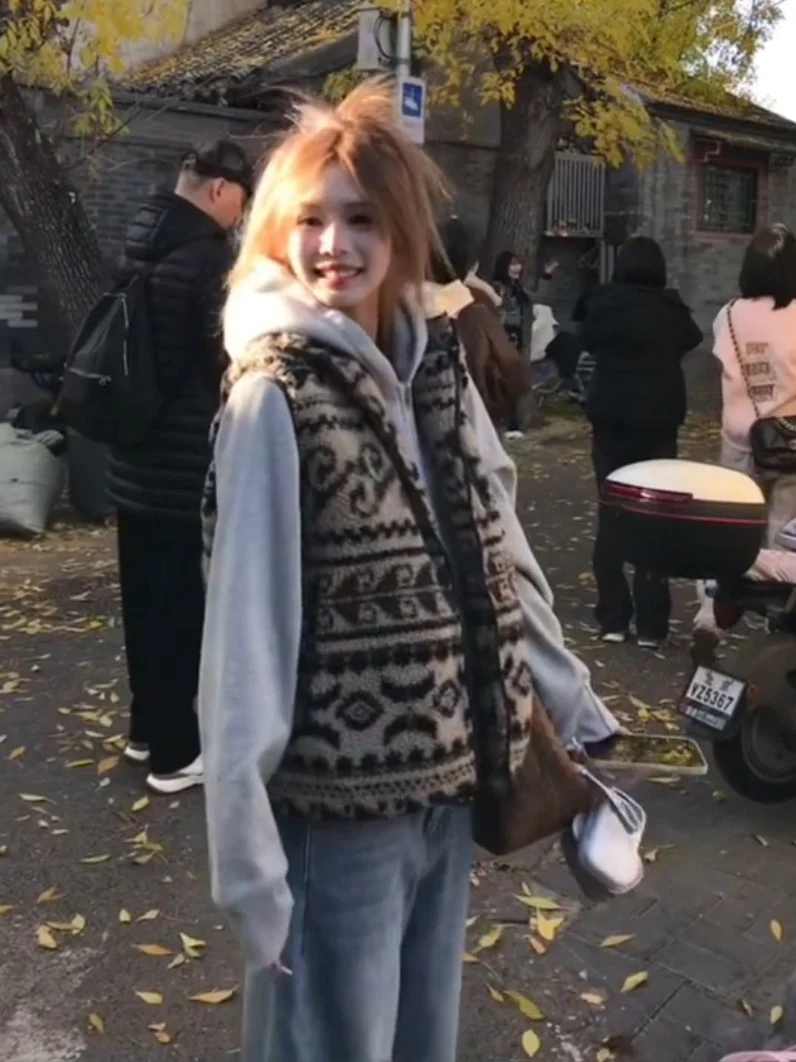 

Women's Lamb Fur Vest Autumn Winter Korean Sle Lazy Layering Fce Jaet Outerwear V-ne Single Button Regular Length