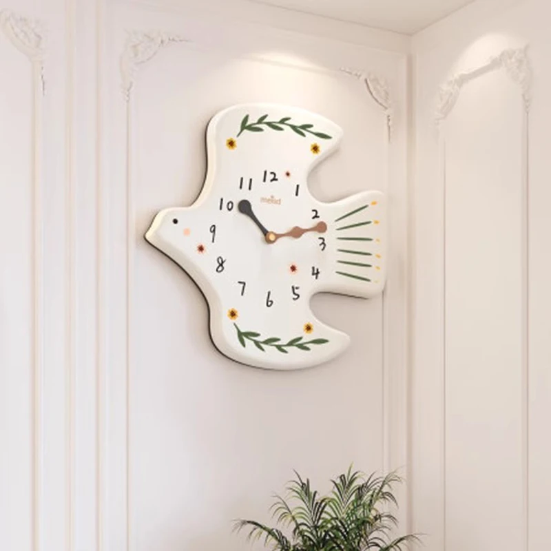 Design Silent Wall Watch Simple Xenomorph Modern Aesthetic Living Room Wall Watch Digital Table Reloj Pared Home Decoration