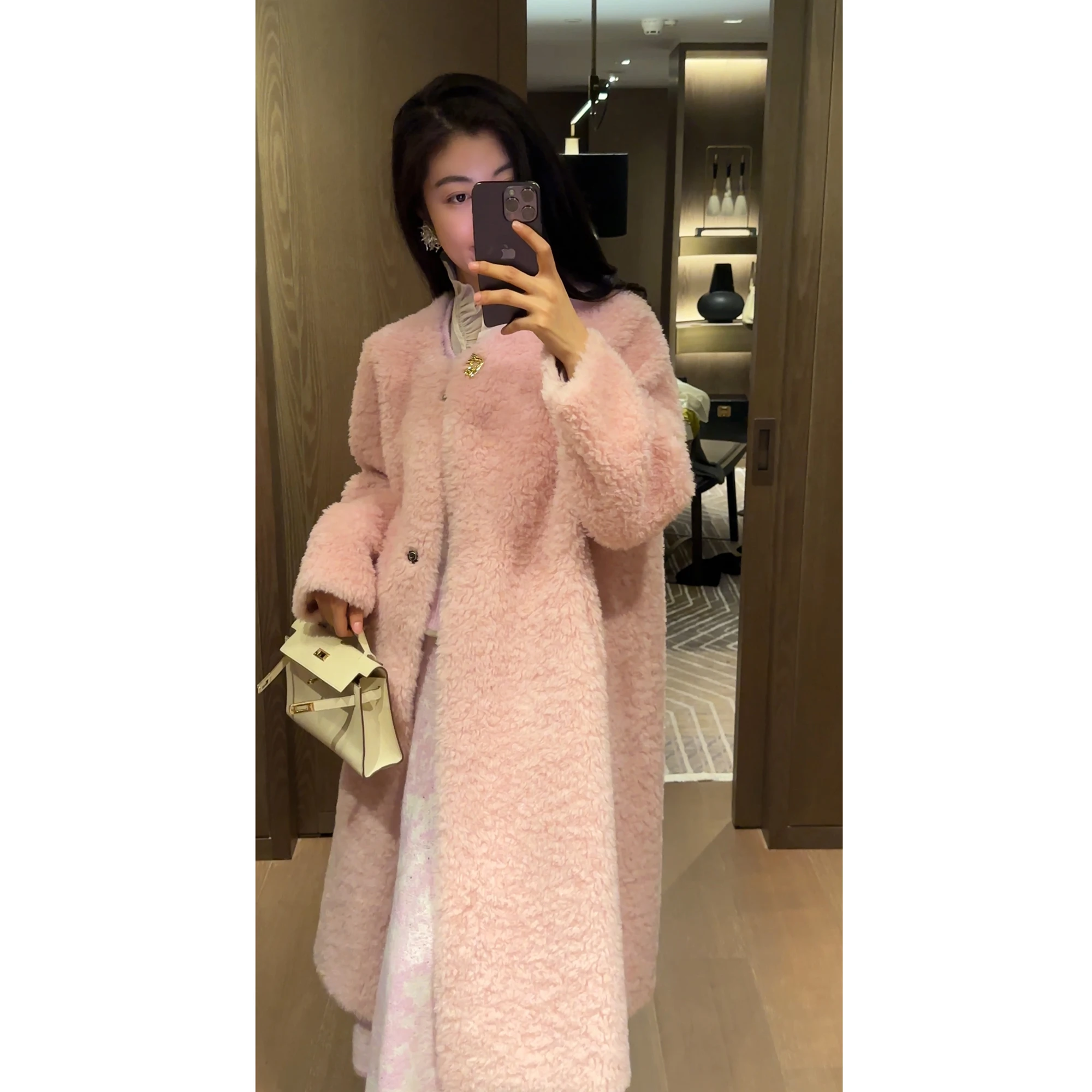 

Пальто NCOU Nicole 00 из шерсти: мягкое, уютное, однотонное, нежное, женское, модное, зимнее, верхняя одежда, круглый вырез, без капюшона