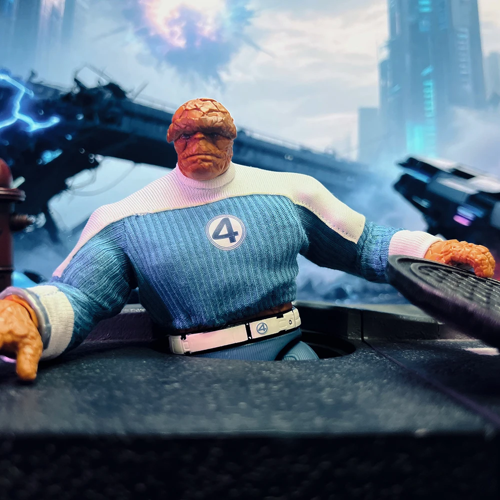 

Трикотажный топ и брюки Hasbro Marvel Legends The Thing Fantastic Four для 6-дюймовой фигурки, аксессуар (фигурка в комплект не входит)