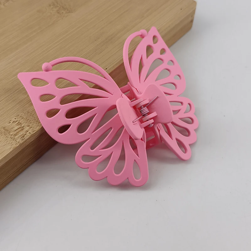 9 cm Süße Frauen Mädchen Junge Mode Geschenk Zurück Kopf Clip Haarnadel Candy Farbe Einzigen Schicht Hohl Flügel Antenne Schmetterling haar Klaue – Detail 21