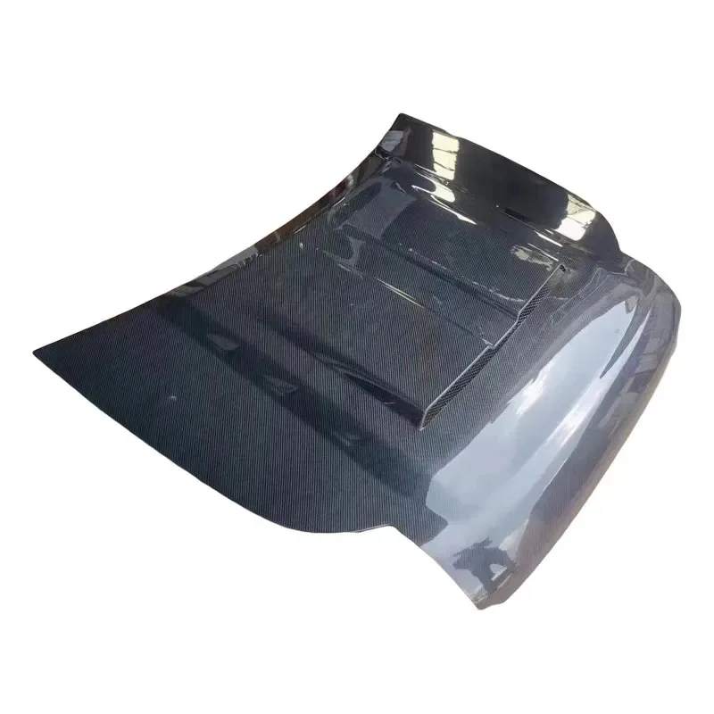 

2020-2023 Defender 110 and 90 Carbon Bonnet New Carbon Fiber Engine Hood with Vents