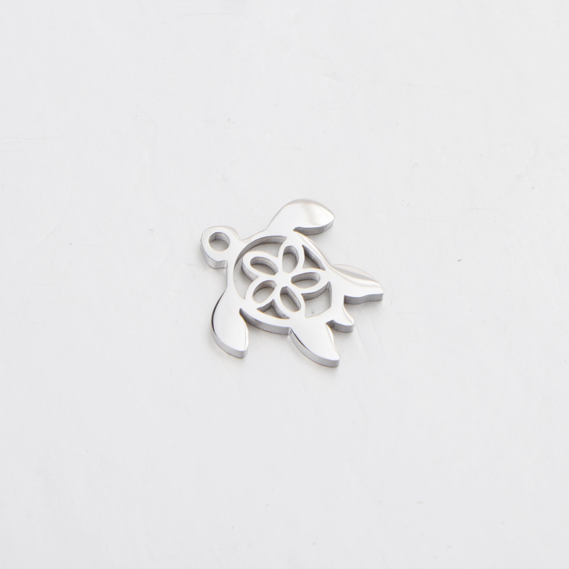 20 قطعة/الوحدة مرآة مصقولة الفولاذ المقاوم للصدأ السلحفاة سحر الجوف الزهور السلاحف قلادة DIY بها بنفسك صنع المجوهرات الملحقات